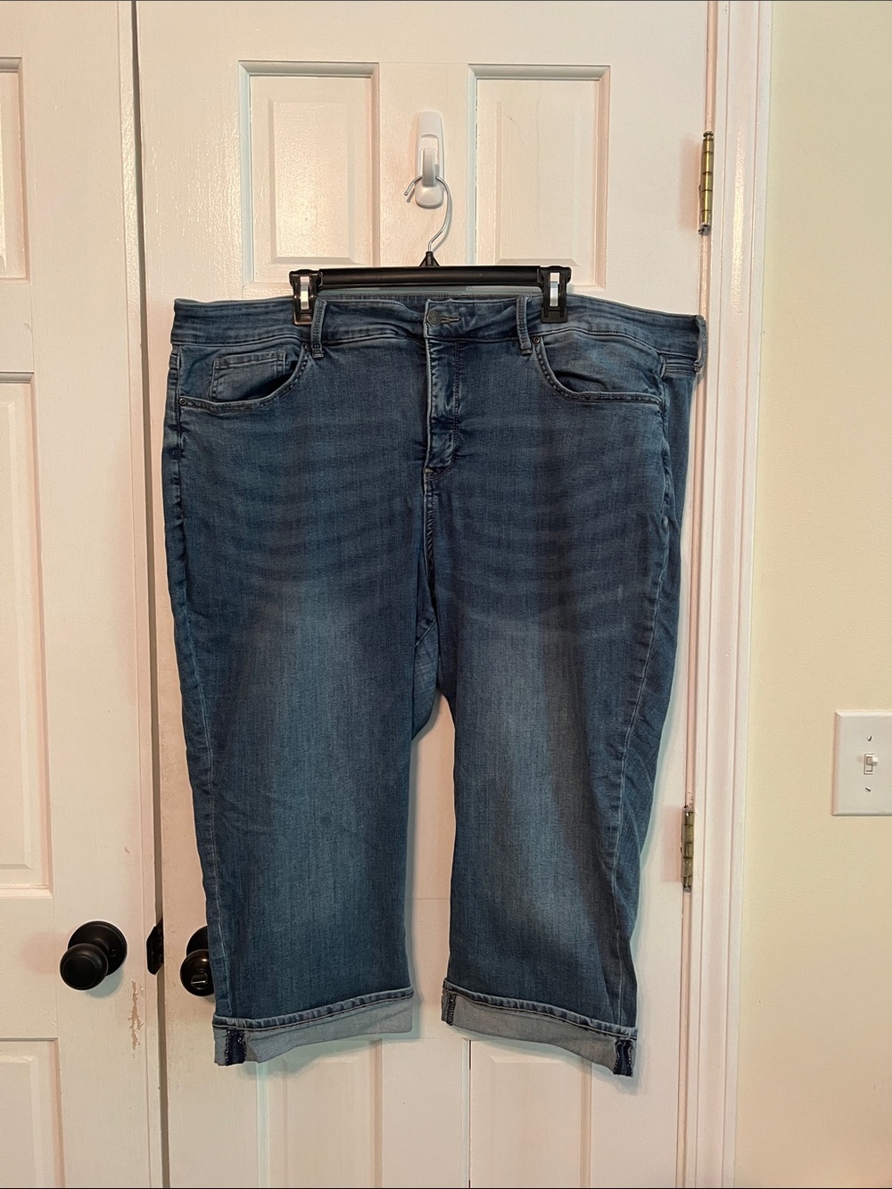NYDJ Dark Blue Ankle Crop Stretch Jeans